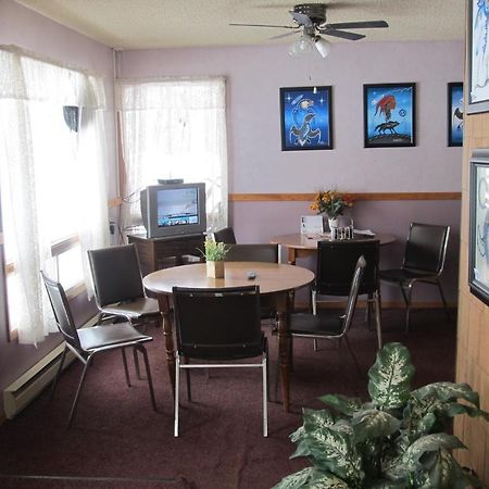 Hide Away Inn Dryden Exterior foto